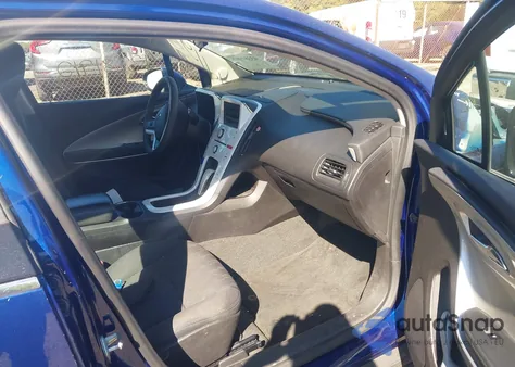 2013 Chevrolet Volt from USA, damaged, VIN 1G1RA6E42DU107965